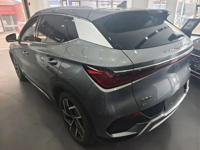 BYD Yuan PLUS — Фото автомобиля 4