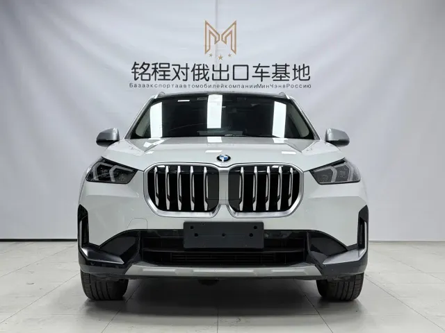BMW X1 — Фото автомобиля 2