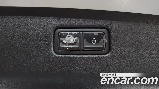 Genesis GV70 2.5T Бензин 2WD — Фото автомобиля 4