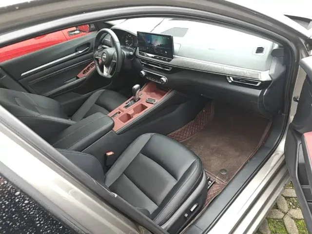 Nissan Teana — Фото автомобиля 24