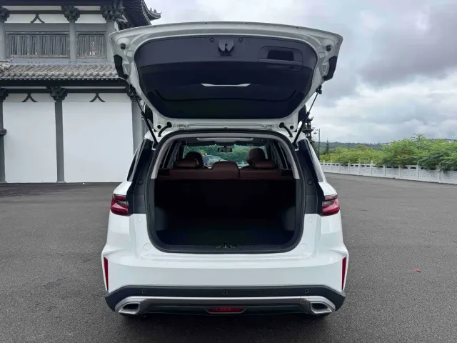 Geely Vision X6 — Фото автомобиля 21