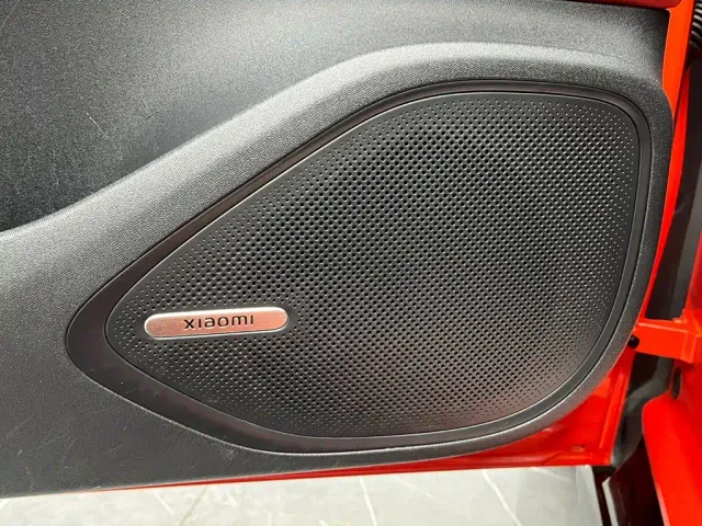 Xiaomi SU7 — Фото автомобиля 14