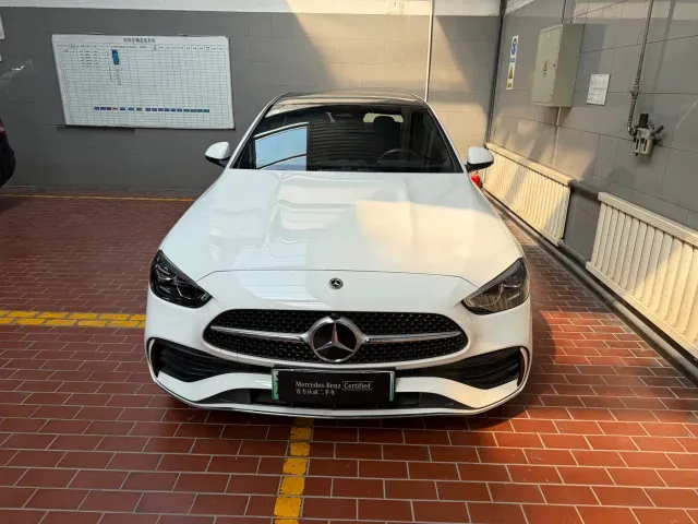 Mercedes-Benz C-Class — Фото автомобиля 3