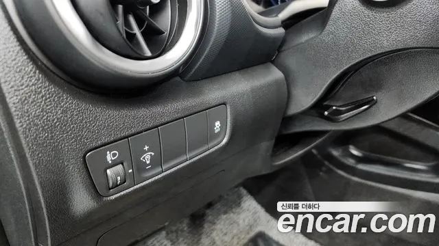 Hyundai Kona Новый Kona Бензин 2.0 2WD — Фото автомобиля 27