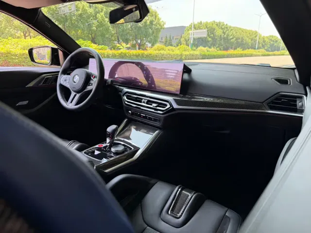 BMW M4 — Фото автомобиля 12