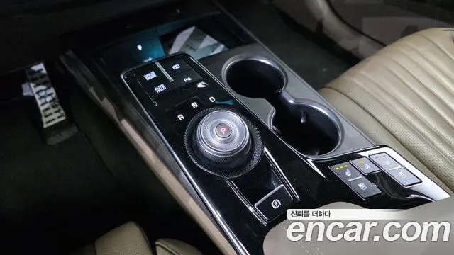 Kia K8 Signature — Фото автомобиля 18