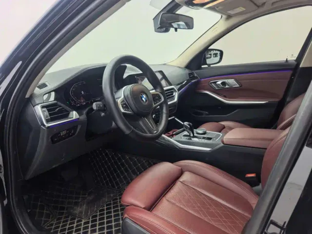 BMW 3 Series — Фото автомобиля 4