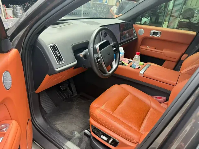 Li Auto L7 — Фото автомобиля 6