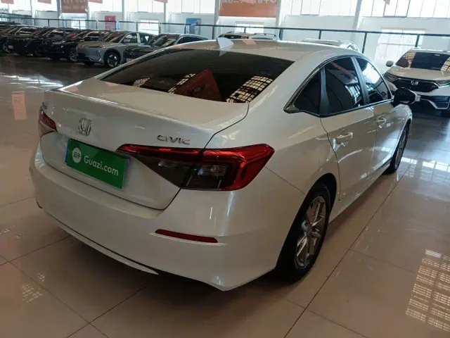 Honda Civic — Фото автомобиля 4