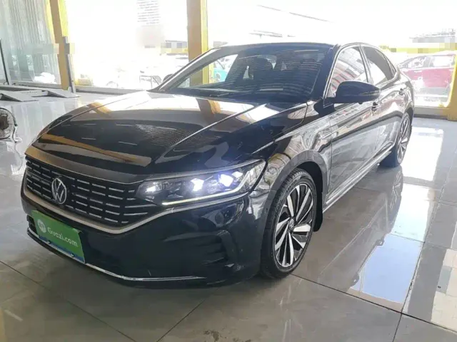 Фотография автомобиля — Volkswagen Passat