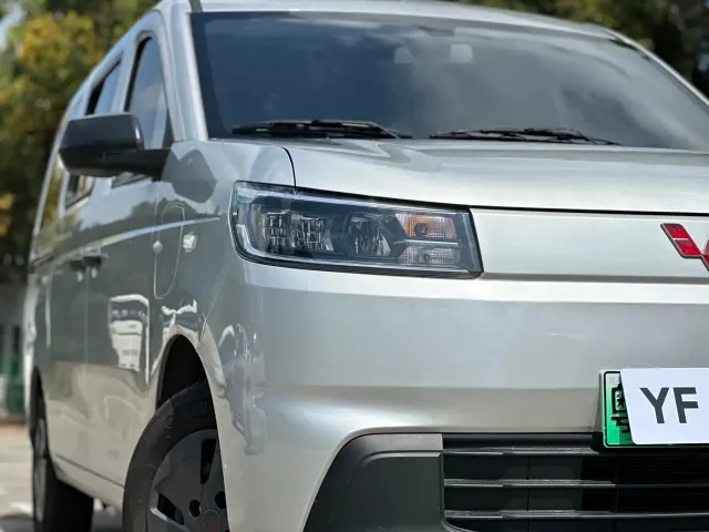 Wuling Rongguang EV — Фото автомобиля 4