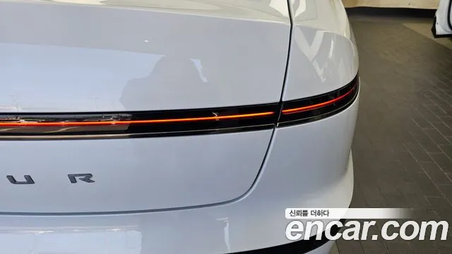 Hyundai Grandeur GN7 — Фото автомобиля 8