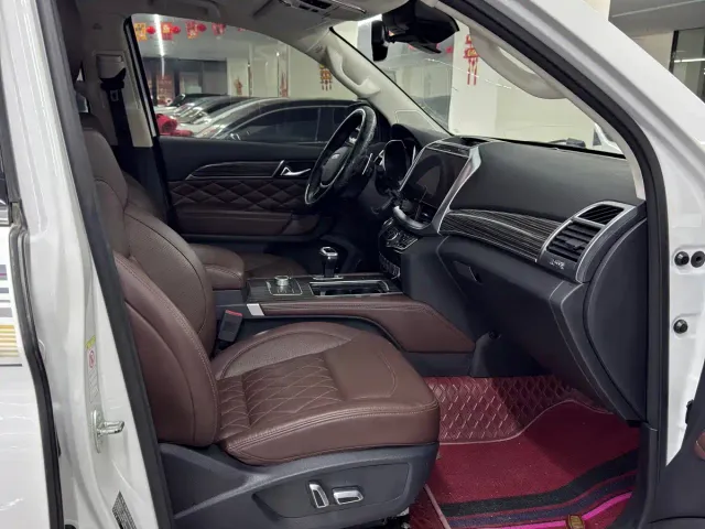 Haval H9 — Фото автомобиля 9