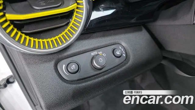 ChevroletGMDaewoo Trax Trax Кроссовер — Фото автомобиля 11