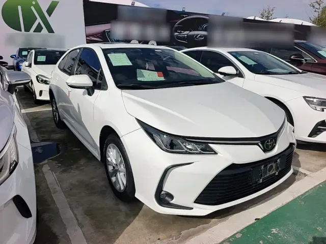 Toyota Corolla — Фото автомобиля 3
