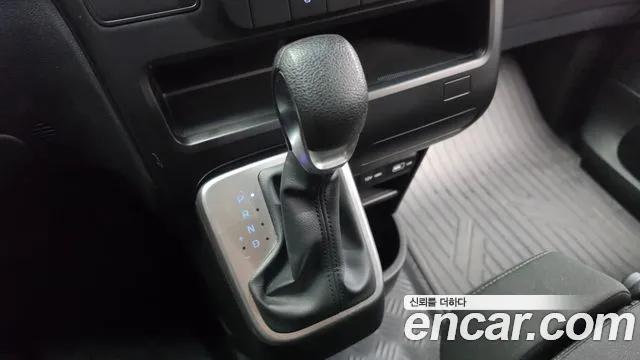 Hyundai Staria — Фото автомобиля 12