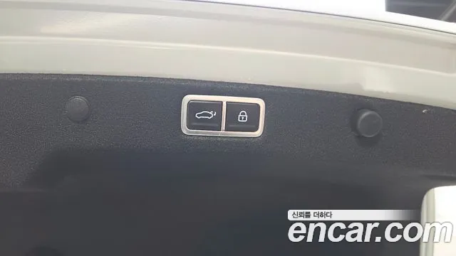 Hyundai Grandeur GN7 — Фото автомобиля 24
