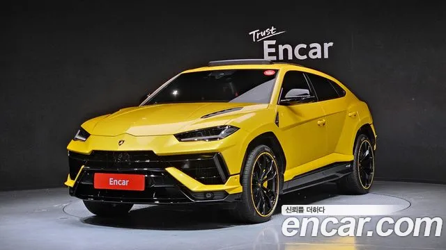 Фотография автомобиля — Lamborghini Urus