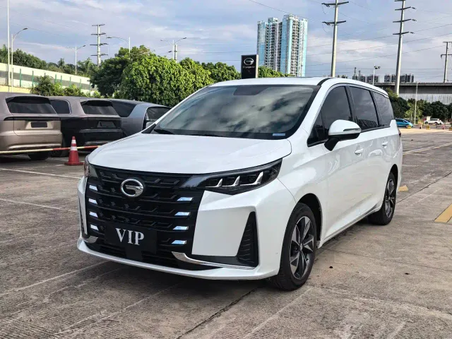 Фотография автомобиля — GAC Trumpchi M6
