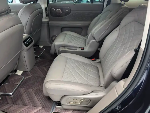 IM Motors LS9 — Фото автомобиля 5