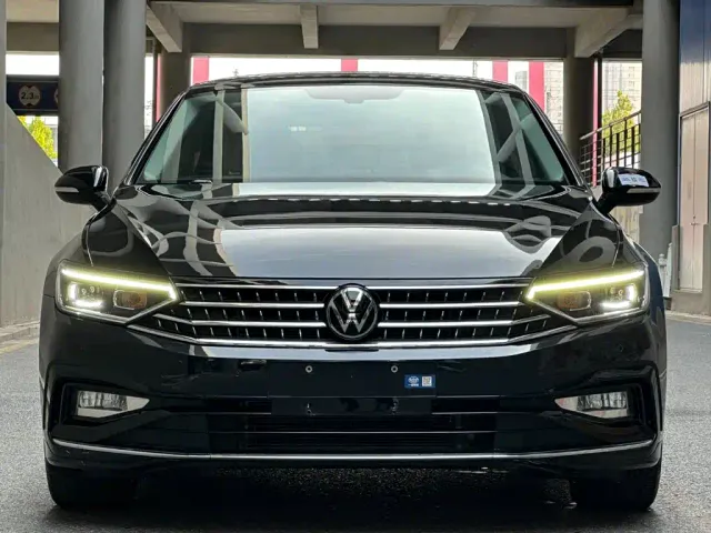 Volkswagen Magotan — Фото автомобиля 2
