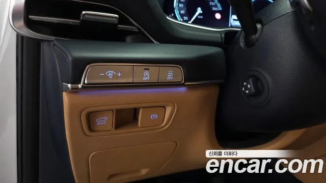 Genesis GV80 — Фото автомобиля 27