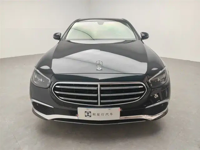 Mercedes-Benz Mercedes-Benz E-Class 2022 E 260 L Sport 4MATIC — Фото автомобиля 2