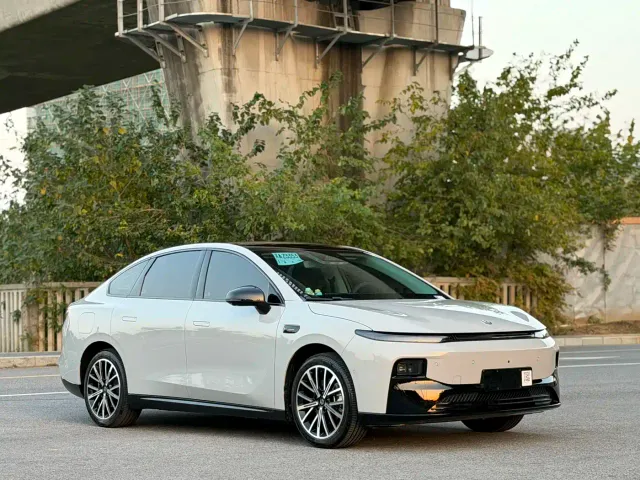 Leapmotor B01 — Фото автомобиля 3