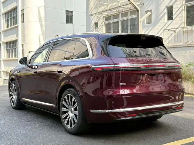 Aito M7 — Фото автомобиля 3