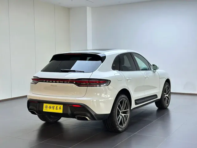 Porsche Macan — Фото автомобиля 6