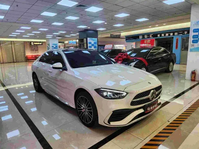 Mercedes-Benz C-Class — Фото автомобиля 12