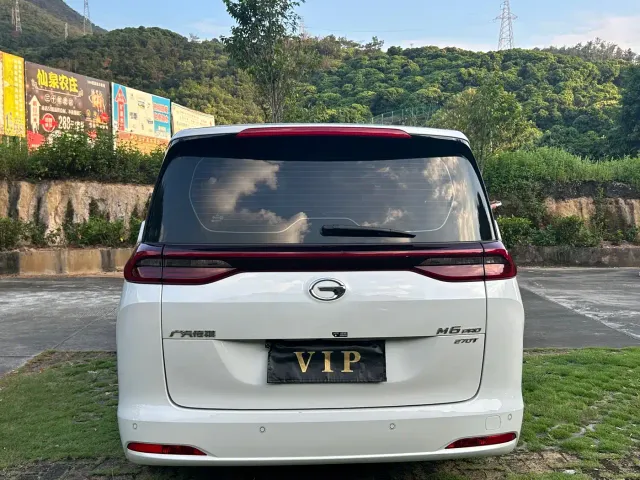 GAC Trumpchi M6 — Фото автомобиля 16