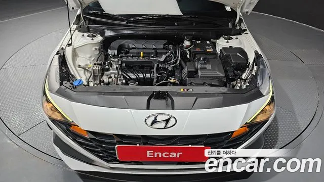 Hyundai Avante — Фото автомобиля 9