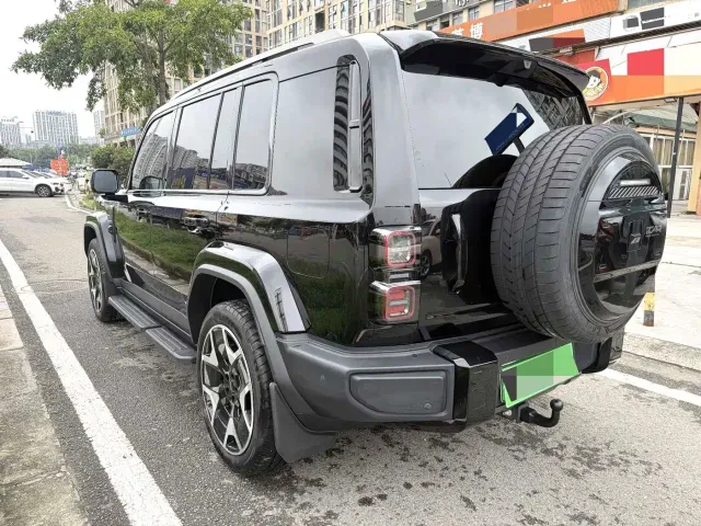 iCAR V27 — Фото автомобиля 8