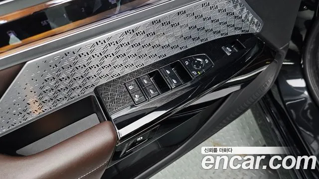 BMW 7 Series — Фото автомобиля 19