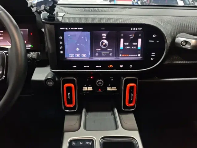 Haval Big Dog — Фото автомобиля 12