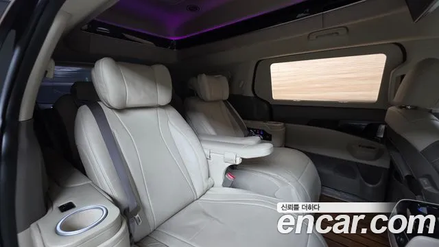 Kia Canival Новый Carnival 4 поколение Бензин 9 мест Hi-Limousine — Фото автомобиля 11