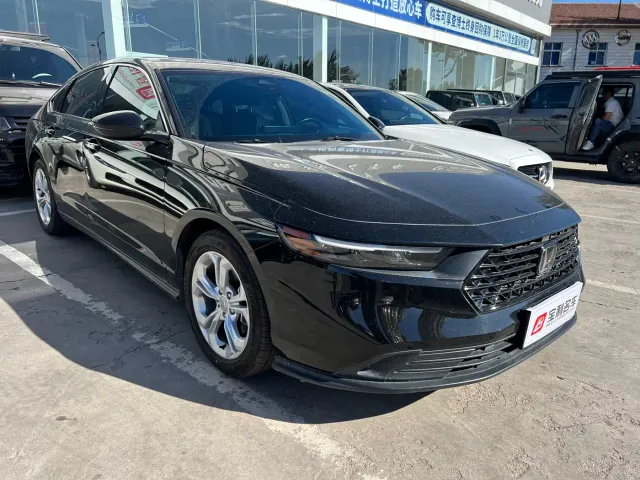 Honda Accord — Фото автомобиля 5