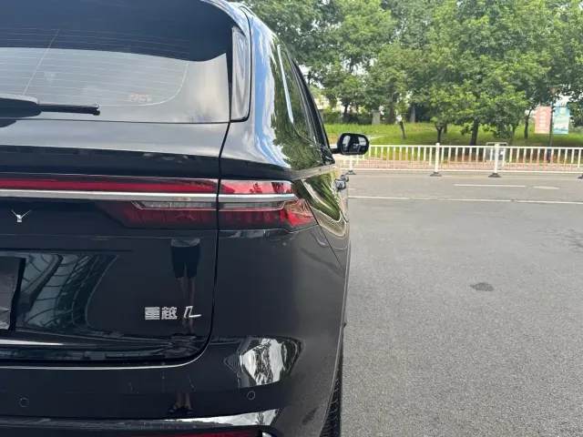 Geely Xingyue L — Фото автомобиля 8