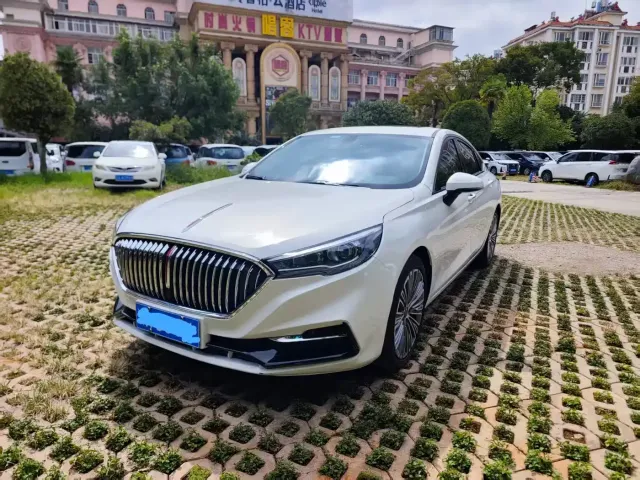 Фотография автомобиля — Hongqi H5