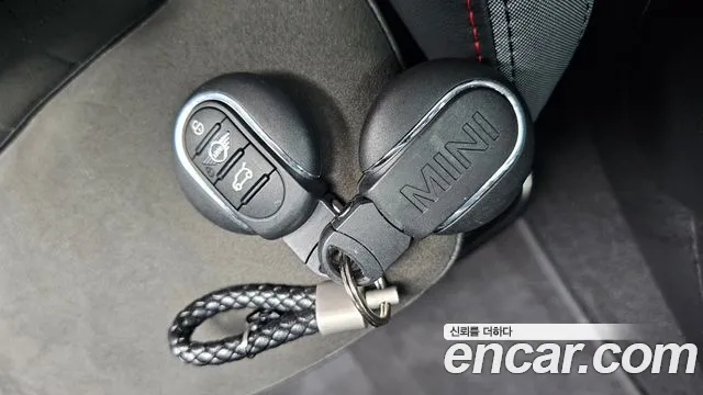 MINI Cooper — Фото автомобиля 16