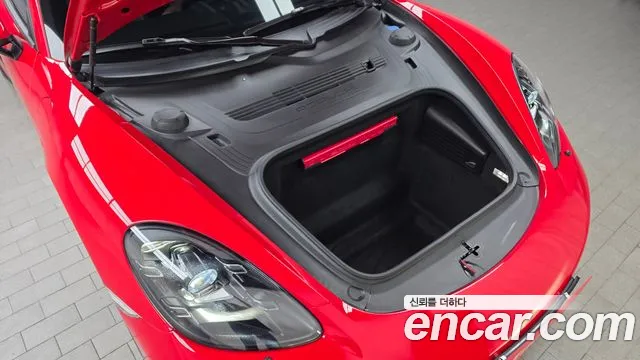 Porsche 718 — Фото автомобиля 9