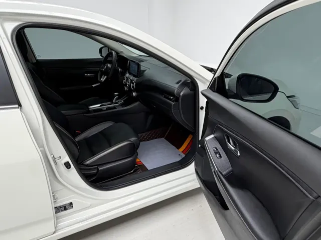 Nissan Sylphy — Фото автомобиля 11