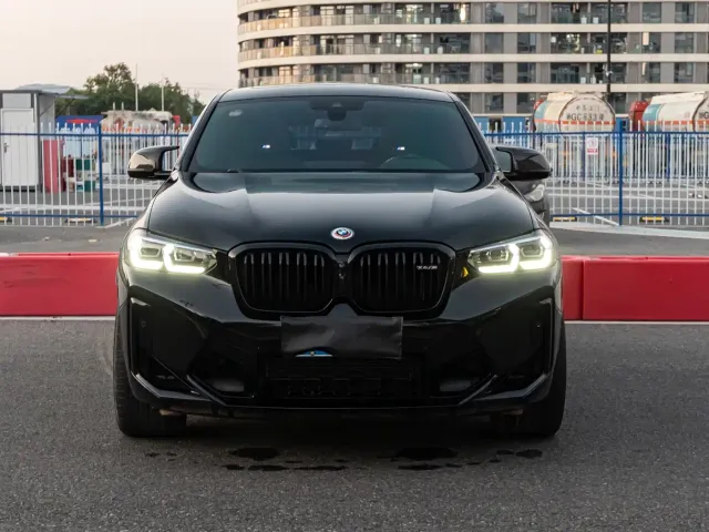 BMW X4 M — Фото автомобиля 2