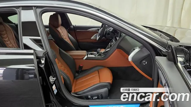 BMW 8-Series — Фото автомобиля 11