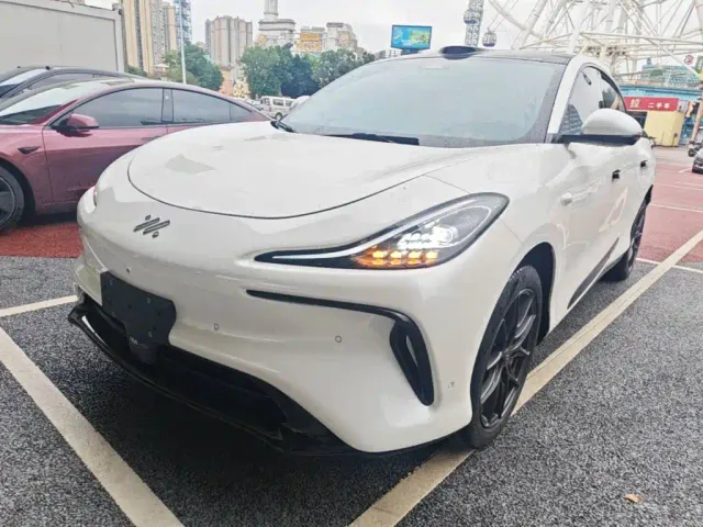 Фотография автомобиля — IM Motors LS6