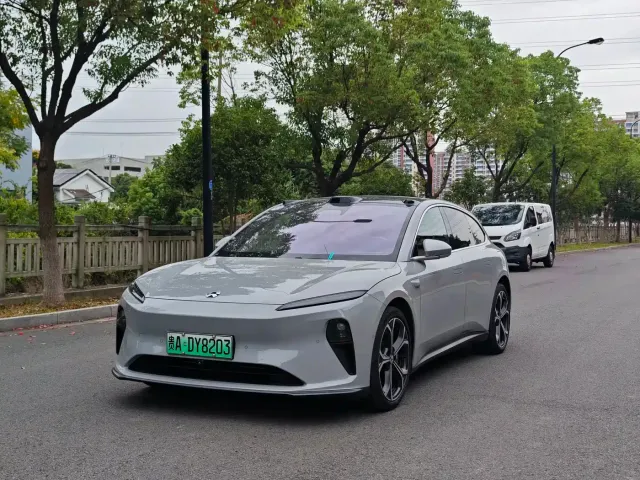 Фотография автомобиля — Nio ET5 Touring