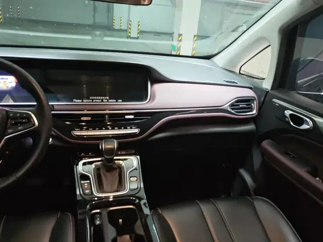 GAC Trumpchi M6 — Фото автомобиля 13