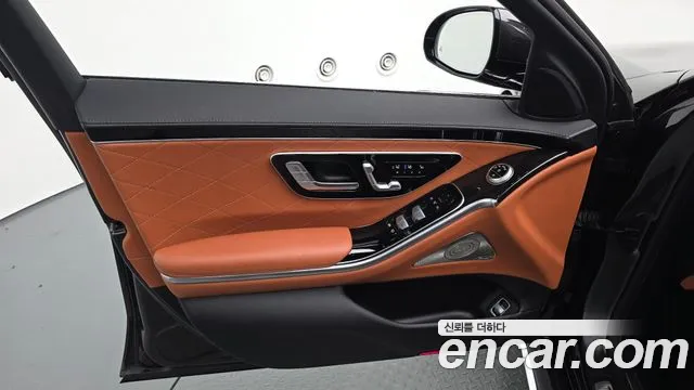 Mercedes-Benz S-Class W223 — Фото автомобиля 13