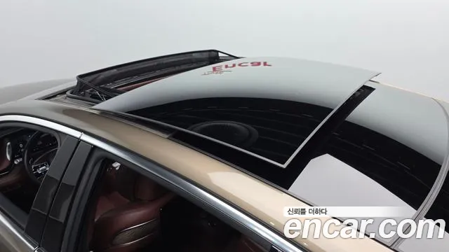 Genesis G90 Бензин 3.5 турбо AWD — Фото автомобиля 16